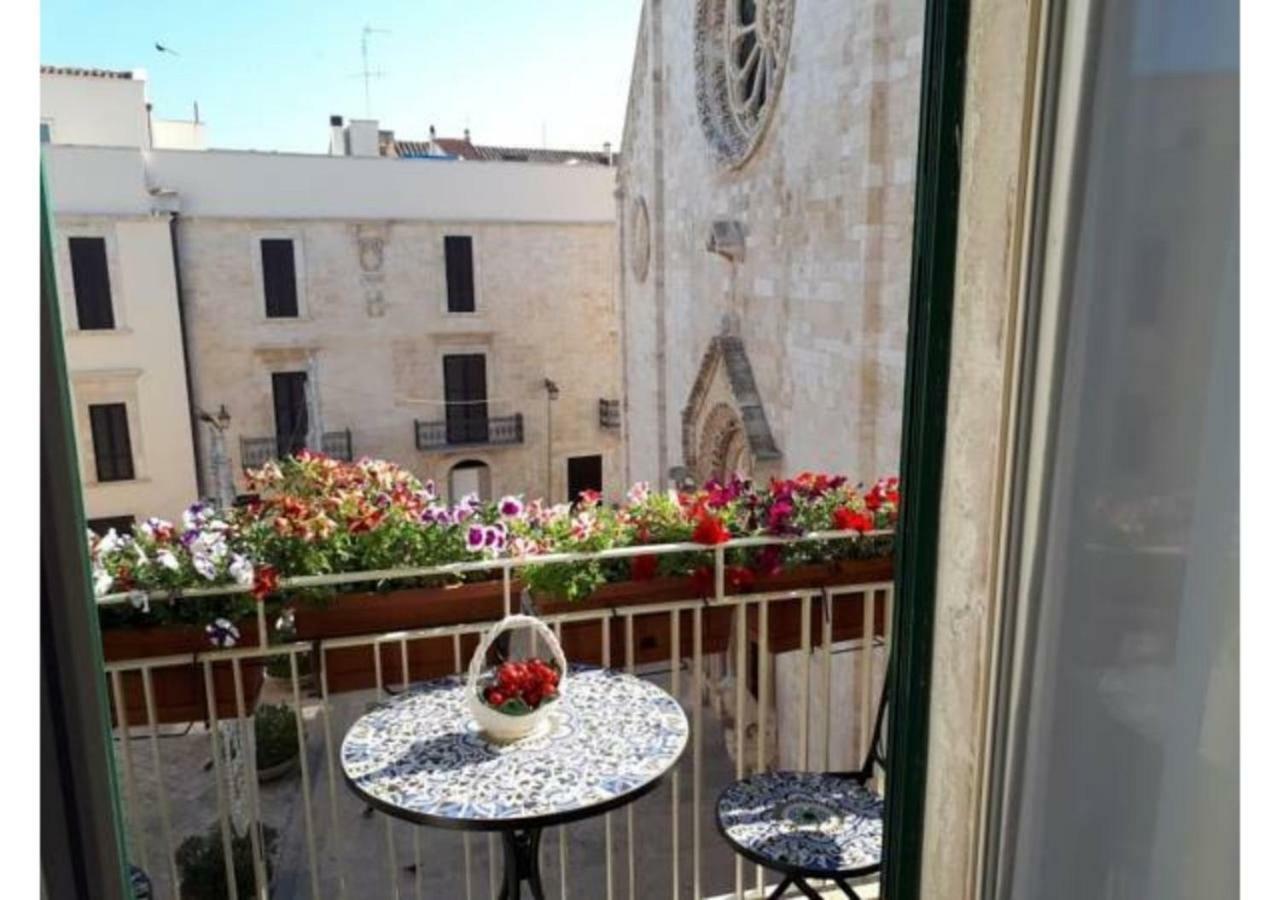 Mansarda Romantica "Il Nido Delle Rondini" Conversano Exterior photo